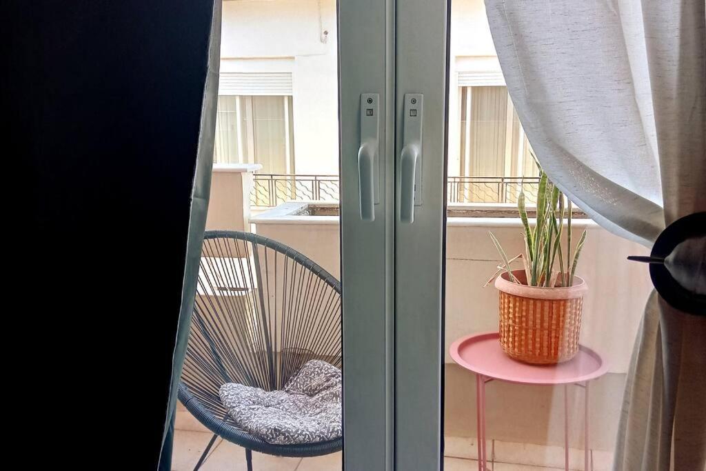 Vincent - Central 2 Bedroom Apartment 79Sqm Tripoli Exterior photo